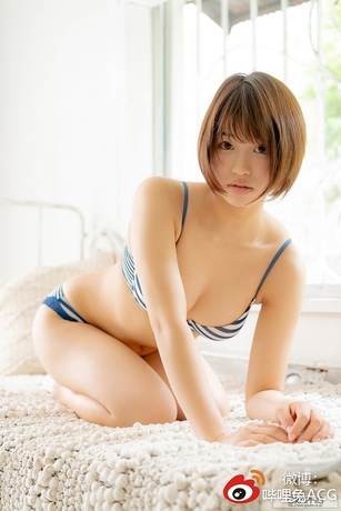 [Graphis] First Gravure 初脫ぎ娘 No.160 Mahiro Tadai 唯井まひろ [121P/174M]